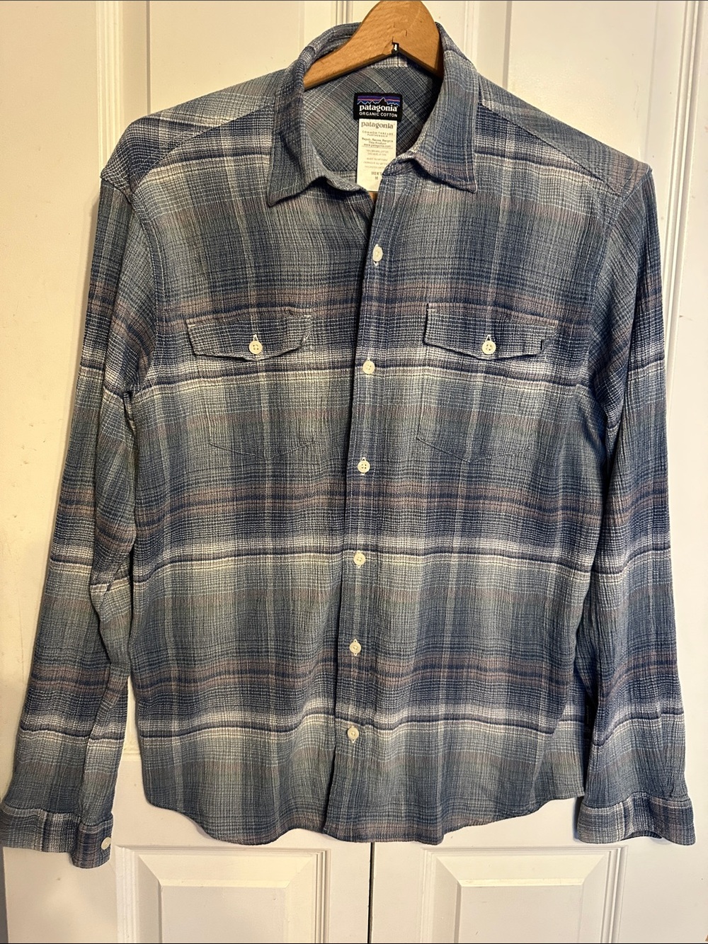 Patagonia Blue Gray Plaid Long-Sleeve Button-Down Shirt